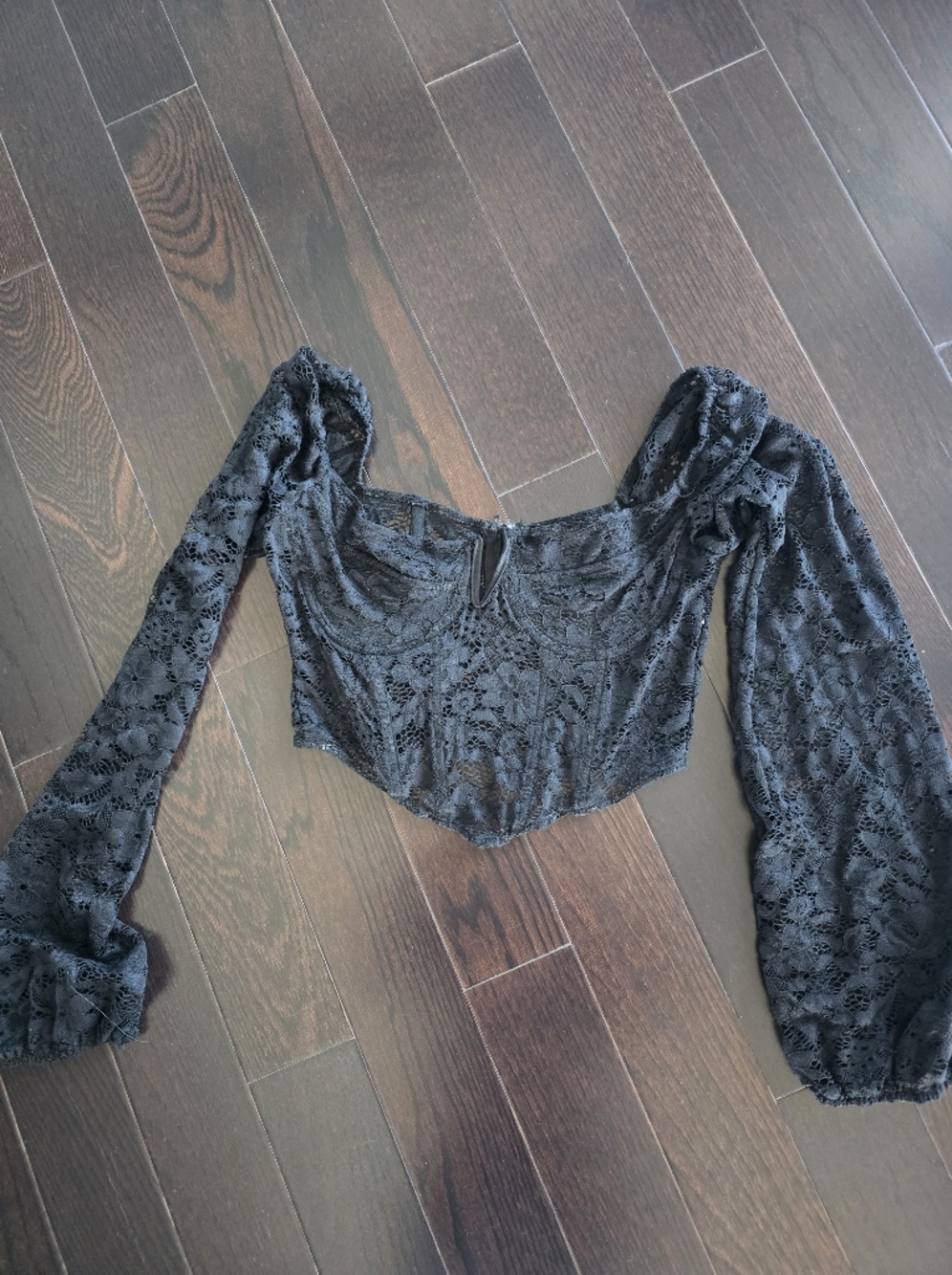 Black Lace Long Sleeve Crop Top